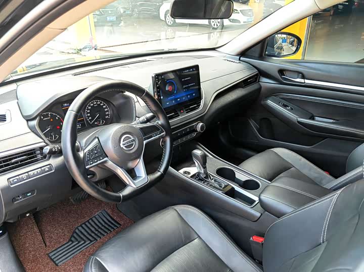 Фото 31 - Nissan Teana