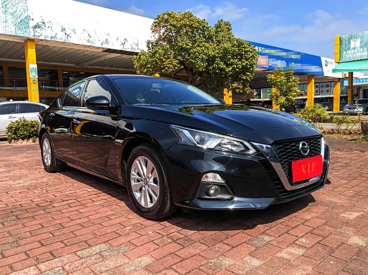 Фото 4 - Nissan Teana