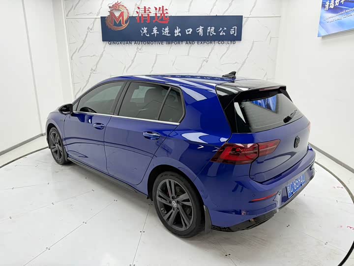 Фото 4 - Volkswagen Golf