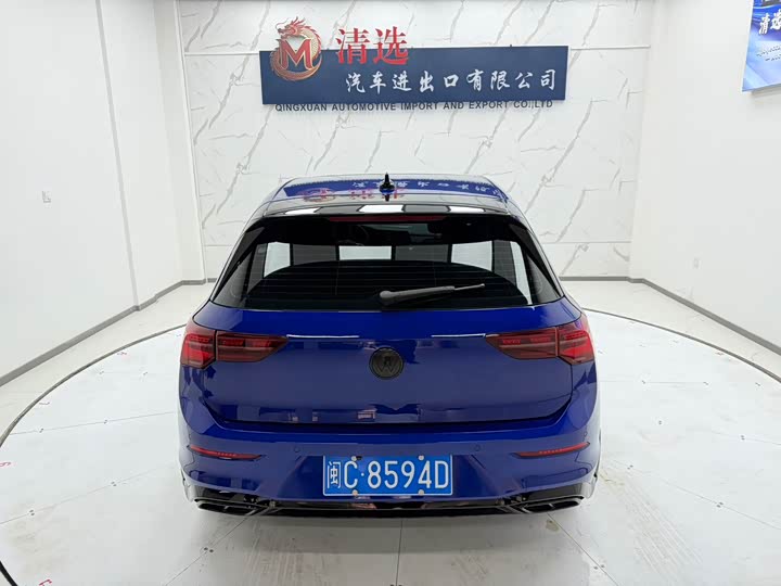 Фото 5 - Volkswagen Golf
