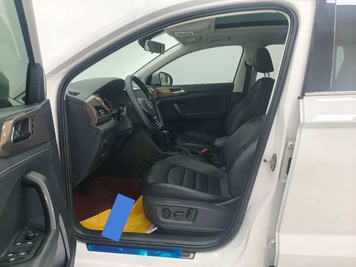 Volkswagen Tharu 2021 2021款 330TSI 四驱豪华版PLUS