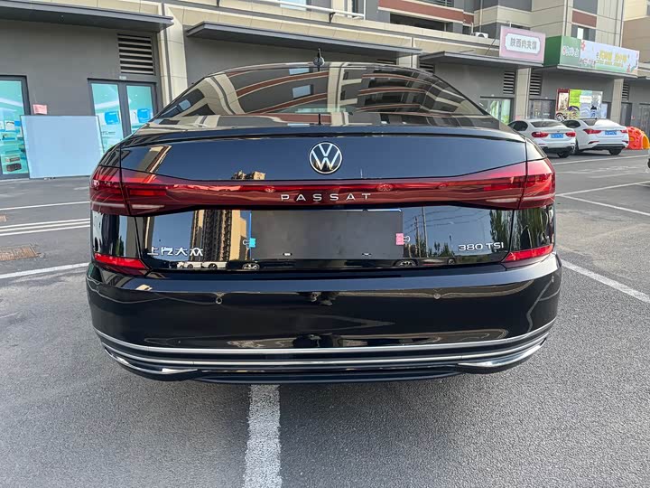 Фото 6 - Volkswagen Passat