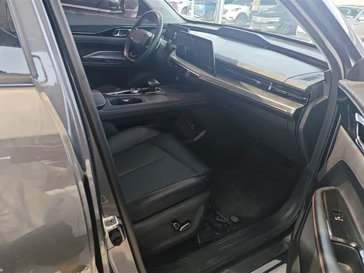 Фото 8 - Changan Oshan Z6
