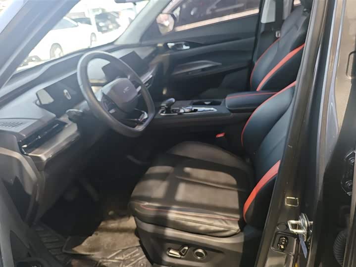 Фото 9 - Changan Oshan Z6