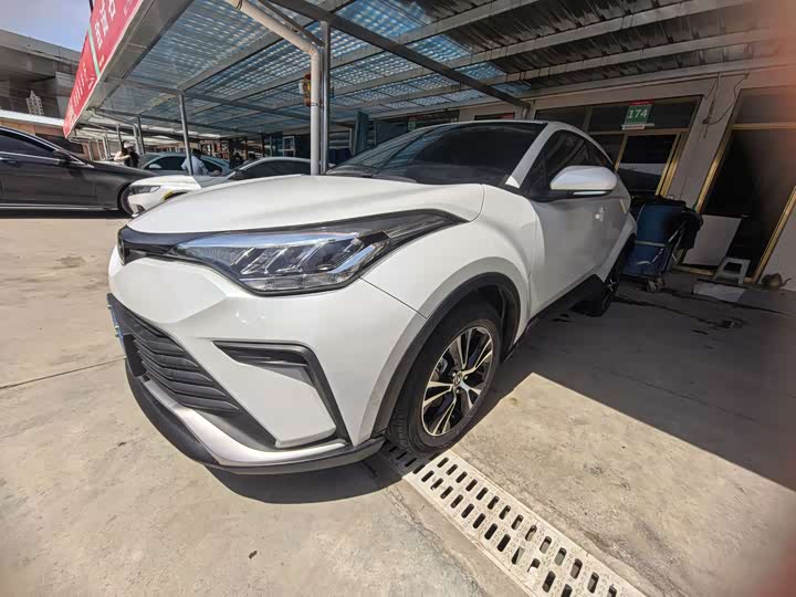 2022 Toyota Izoa