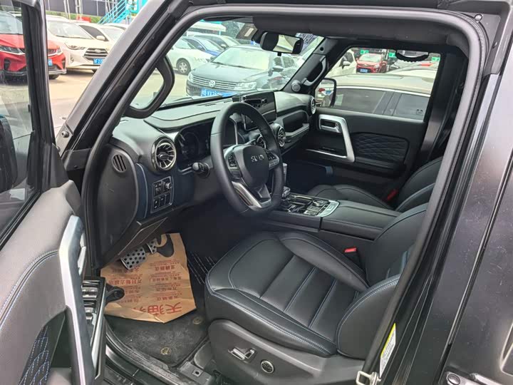 BAIC Beijing BJ40 2023 2023款 2.0D 自动四驱刀锋英雄版侠客型