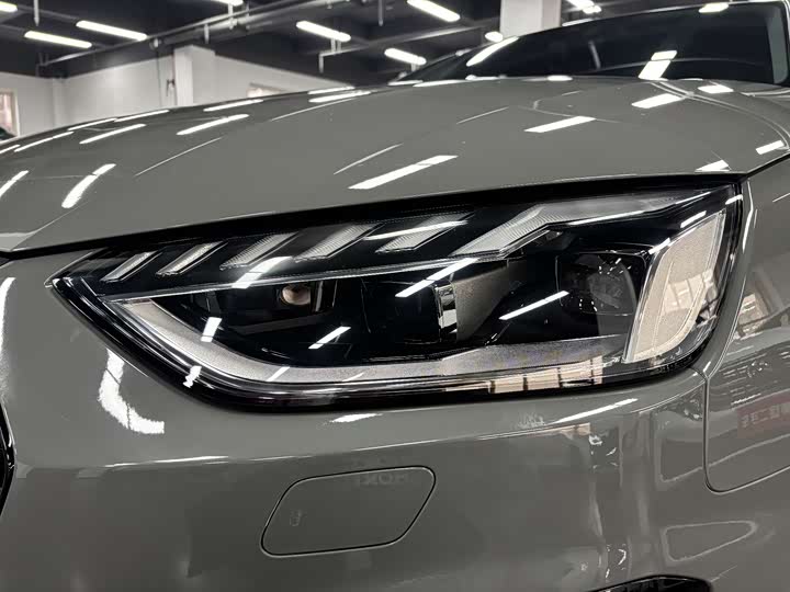 Audi A4 2021 2021款 Avant 先锋派 40 TFSI 时尚动感型