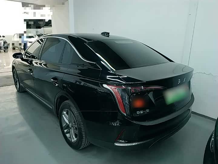 2025 Hongqi E-QM5