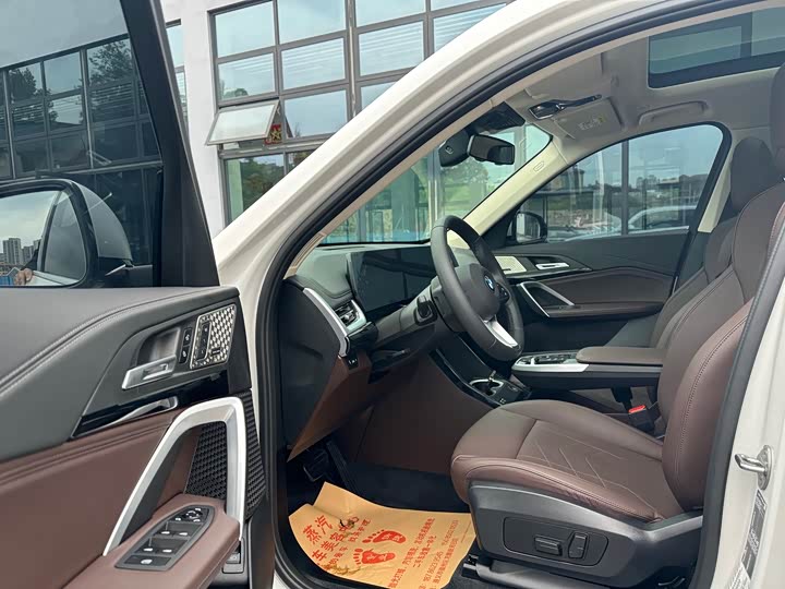 Фото 4 - BMW X1