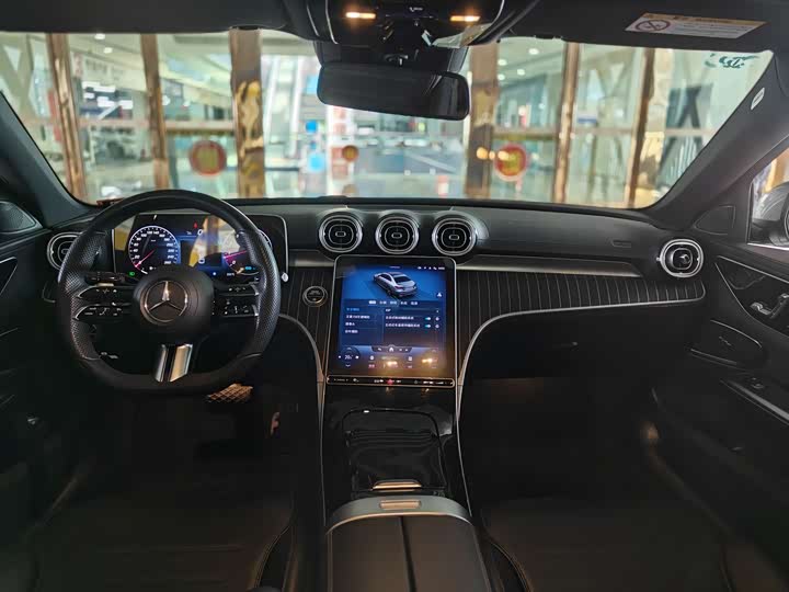 Zdjęcie 9 - Mercedes-Benz C-Class