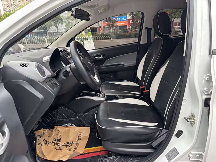 Changan BenBen E-Star 2021 2021款 国民版 心悦版 磷酸铁锂（31.18kWh）
