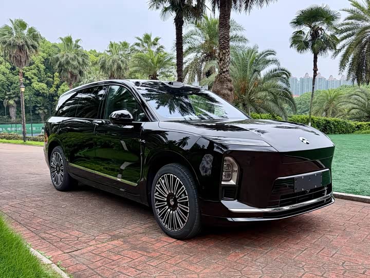 2026 Nio ES8