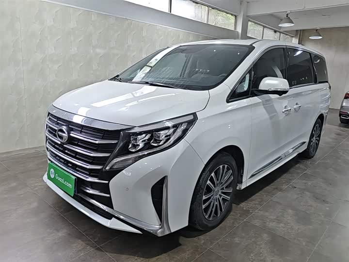 Фото 2 - GAC Trumpchi M8