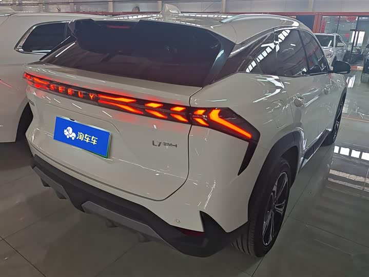 Geely Galaxy L7 2025 2025款 EM-i 115km 探索+版