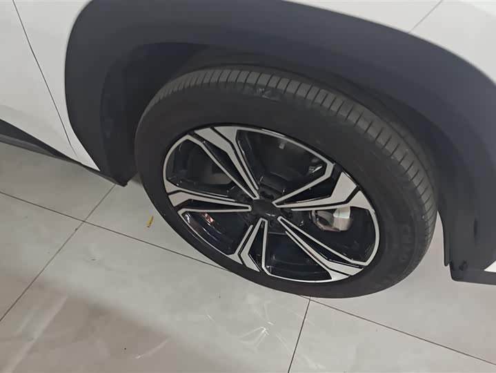 Geely Galaxy L7 2025 2025款 EM-i 115km 探索+版