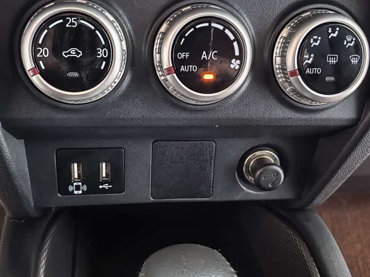 Mitsubishi ASX 2020 2020款 2.0L CVT智领版