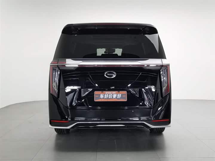 Фото 4 - GAC Trumpchi M8