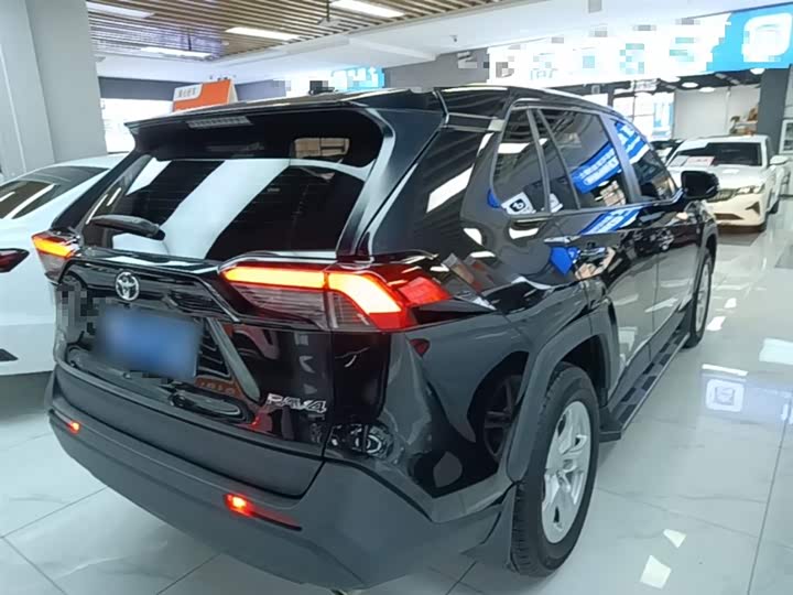 Toyota RAV4 2021 2021款 2.0L CVT两驱都市版