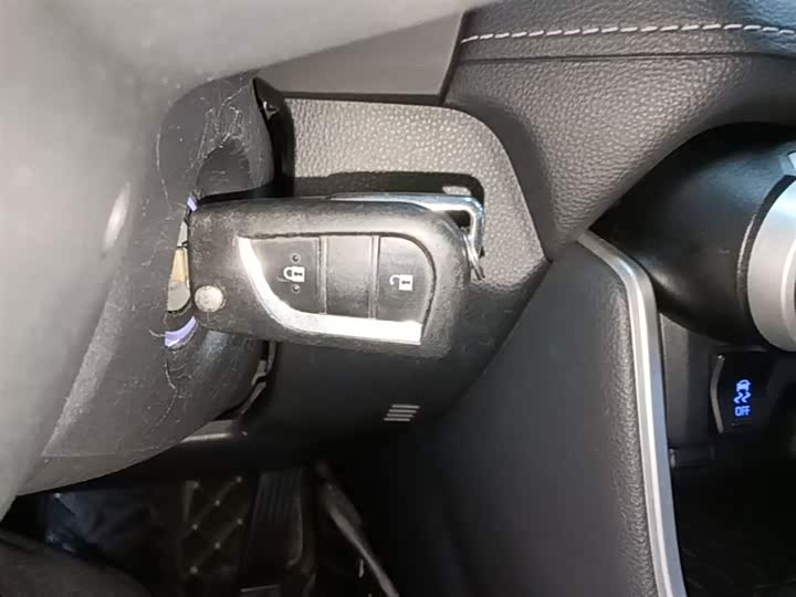Toyota RAV4 2021 2021款 2.0L CVT两驱都市版