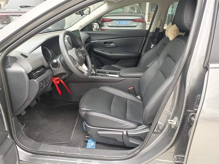 Nissan Sylphy 2026 2026款 1.6L CVT省心版