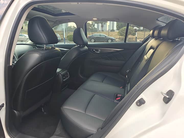 2022 Infiniti Q50L