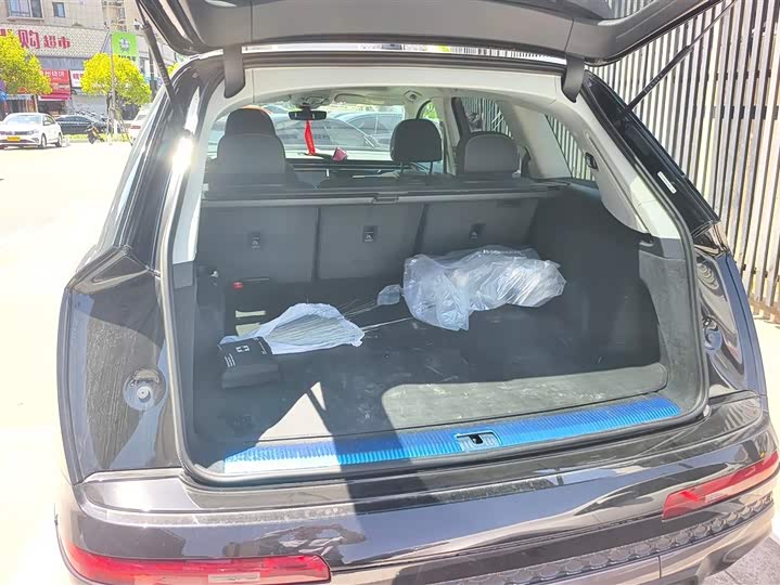 Audi Q7 2025 2025款 55 TFSI quattro S line运动型