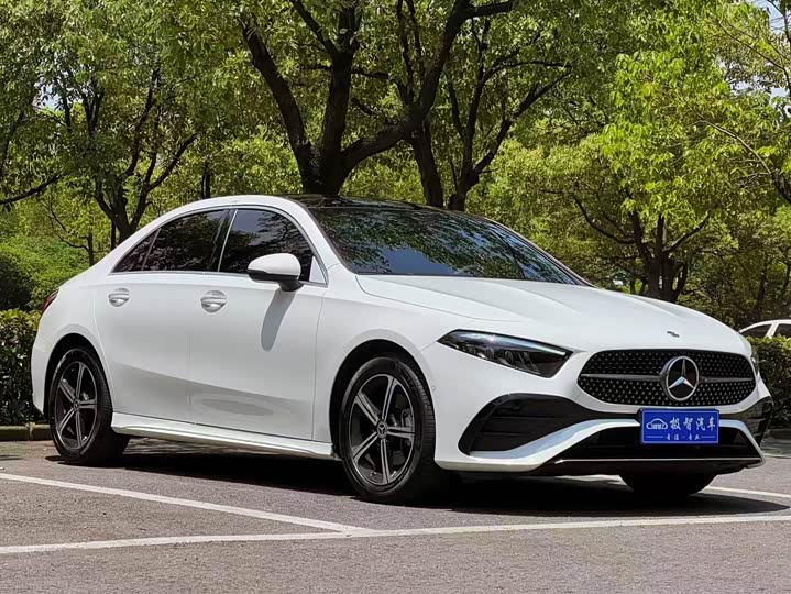 Фото 3 - Mercedes-Benz A-Class