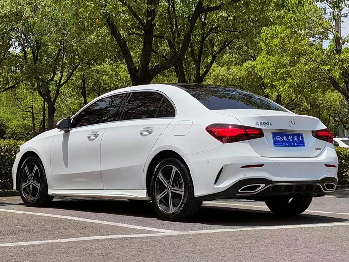 Фото 7 - Mercedes-Benz A-Class