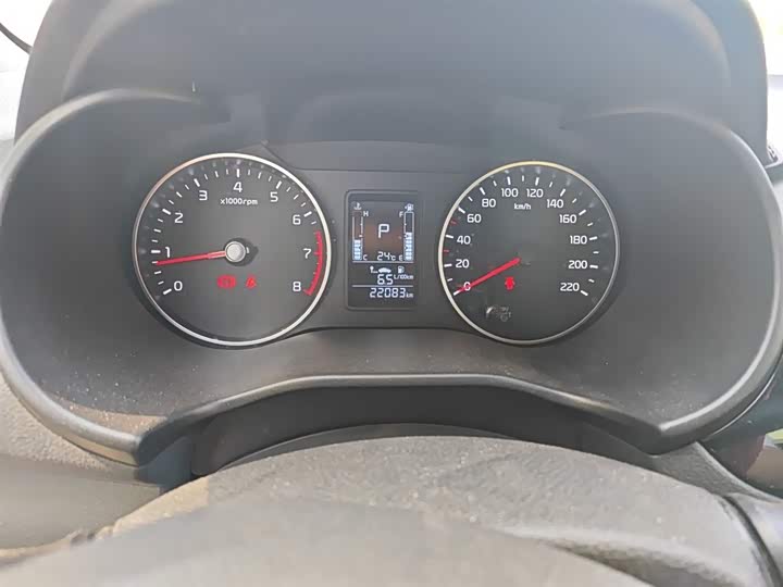 Kia Pegas 2020 2020款 改款 1.4L 自动舒适天窗版