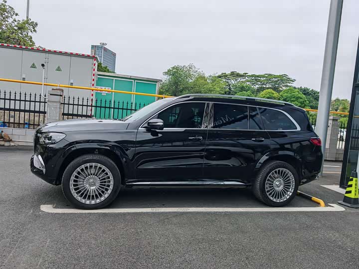 Mercedes-Benz GLS-Class 2024 2024款 GLS 450 4MATIC 时尚型