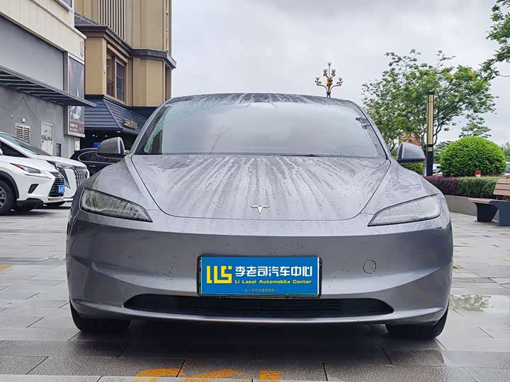 Tesla Model 3 2025 2025款 后轮驱动版