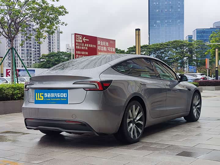 Tesla Model 3 2025 2025款 后轮驱动版