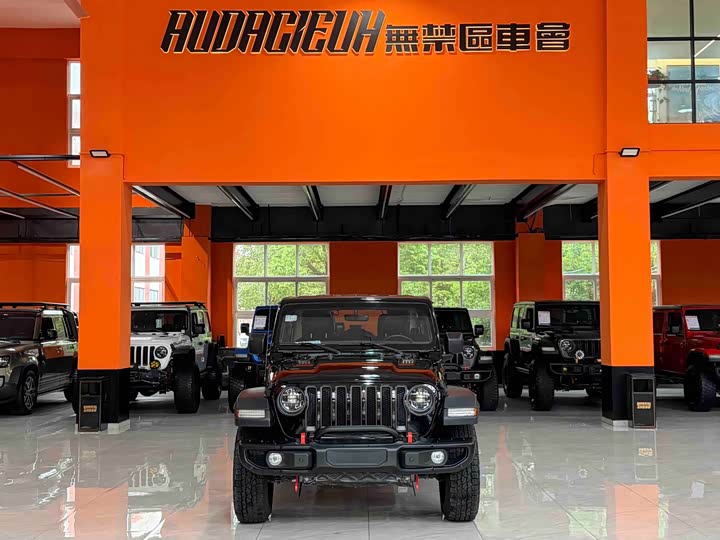 Jeep Wrangler 2021 2021款 2.0T 罗宾汉四门版