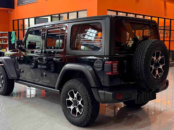 Jeep Wrangler 2021 2021款 2.0T 罗宾汉四门版