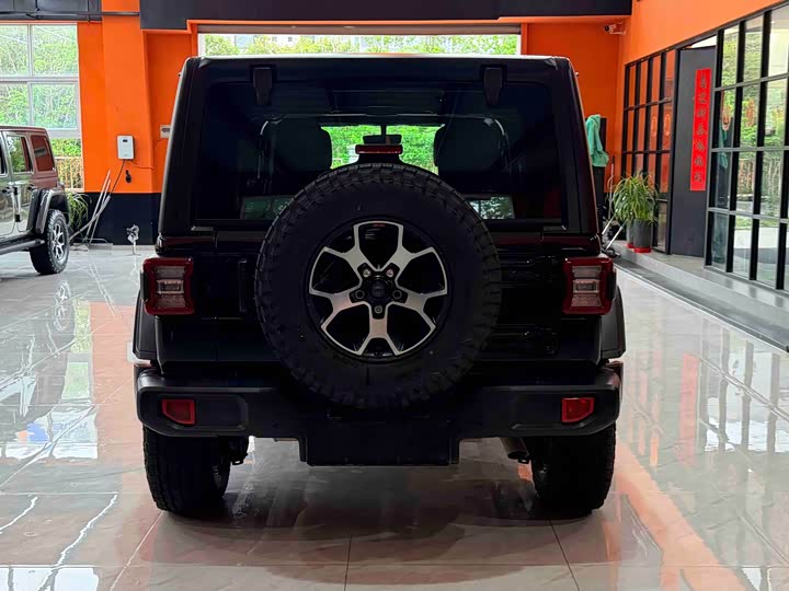 Jeep Wrangler 2021 2021款 2.0T 罗宾汉四门版