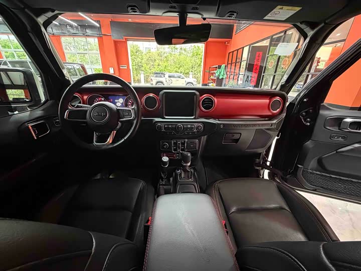 Jeep Wrangler 2021 2021款 2.0T 罗宾汉四门版