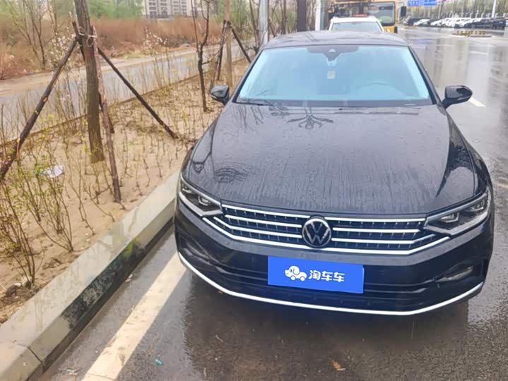 Фото 2 - Volkswagen Magotan