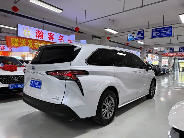 Toyota Sienna 2021 2021款 2.5L混动 舒适版