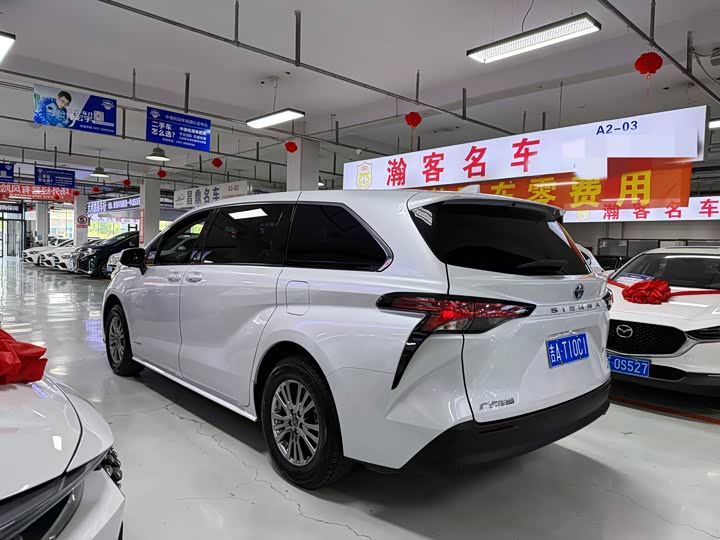 Toyota Sienna 2021 2021款 2.5L混动 舒适版