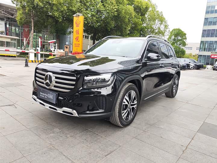 Фото 1 - Mercedes-Benz GLB-Class