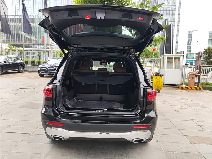 Фото 6 - Mercedes-Benz GLB-Class