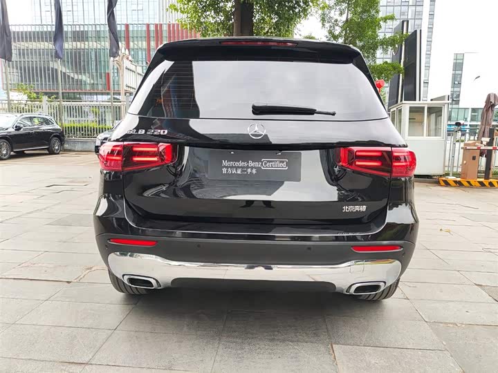 Фото 8 - Mercedes-Benz GLB-Class