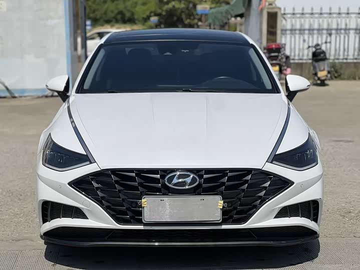 Zdjęcie 2 - Hyundai Sonata N Line