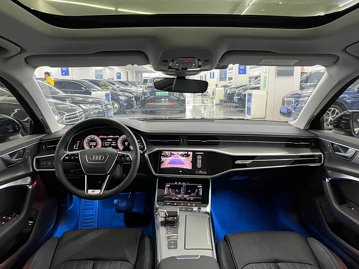 صورة 8 - Audi A6L