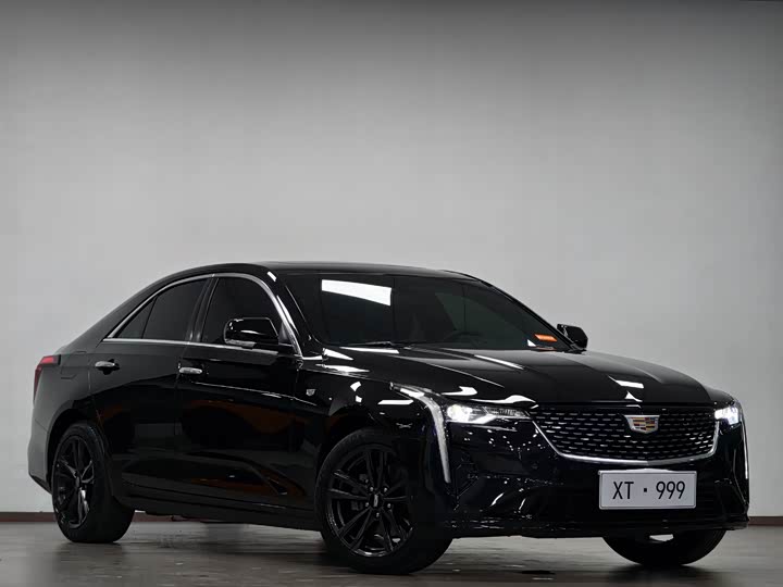 2023 Cadillac CT4