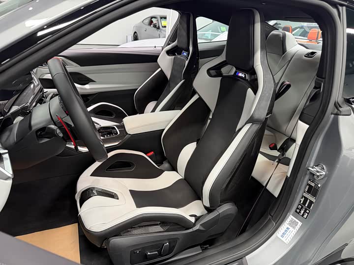 BMW M4 2024 2024款 M4双门轿跑车 M xDrive 雷霆版