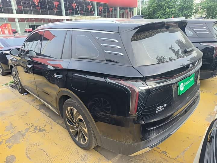 Фото 5 - Hongqi HS7 Hybrid