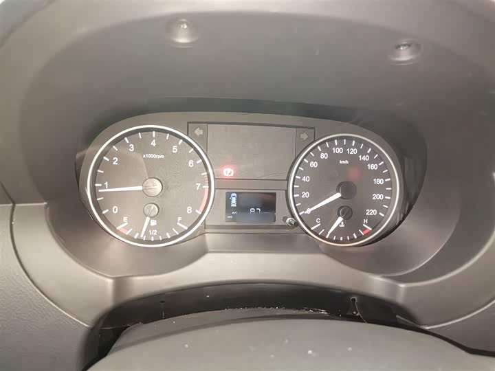 JAC Refine M3 2022 2022款 创客版 1.5T 豪华型