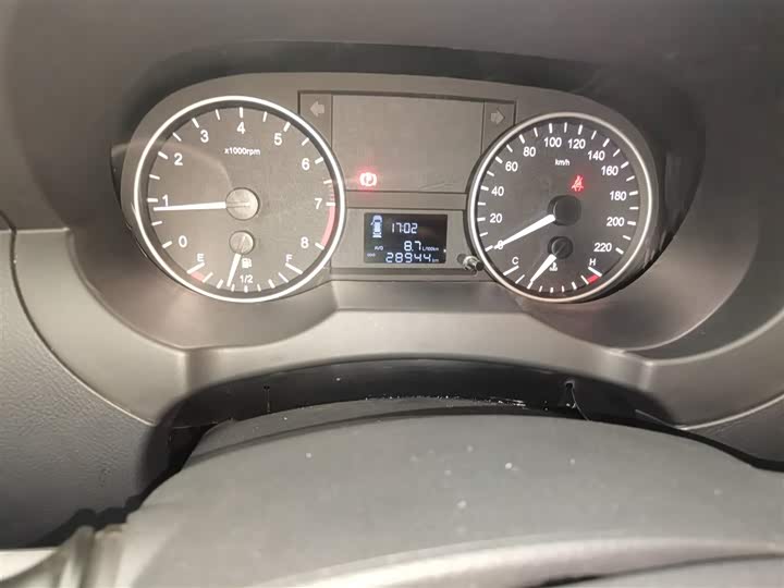 JAC Refine M3 2022 2022款 创客版 1.5T 豪华型