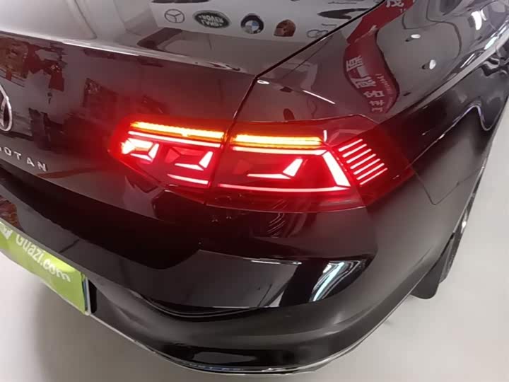 Фото 8 - Volkswagen Magotan